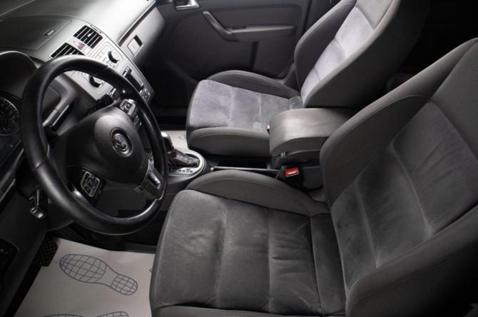 Volkswagen Touran I Рестайлинг с пробегом 2011 года, цена 1 299 000 рублей, 290000 км, компактвэн, Автокод Объявления