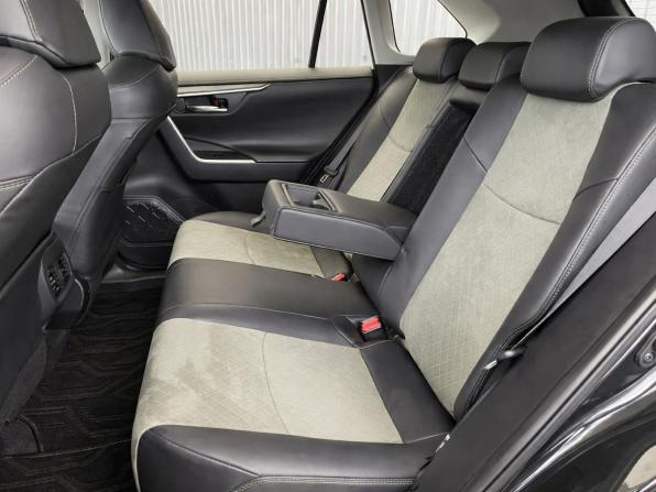 Toyota RAV4 V (XA50) с пробегом 2025 года, цена 3 877 000 рублей, 17288 км, внедорожник, Автокод Объявления