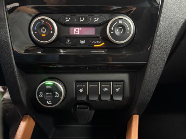Lada (ВАЗ) XRAY I с пробегом 2019 года, цена 982 000 рублей, 62036 км, хэтчбек, Автокод Объявления