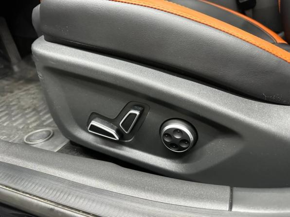 Changan UNI-V I с пробегом 2024 года, цена 2 496 000 рублей, 18146 км, лифтбек, Автокод Объявления