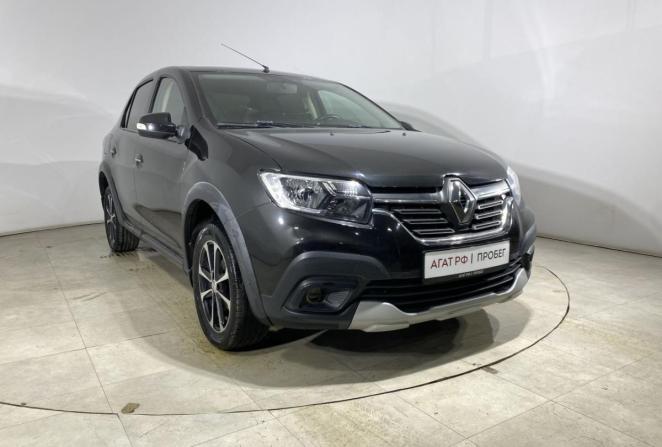 Renault Logan II с пробегом 2018 года, цена 950 000 рублей, 117568 км, седан, Автокод Объявления