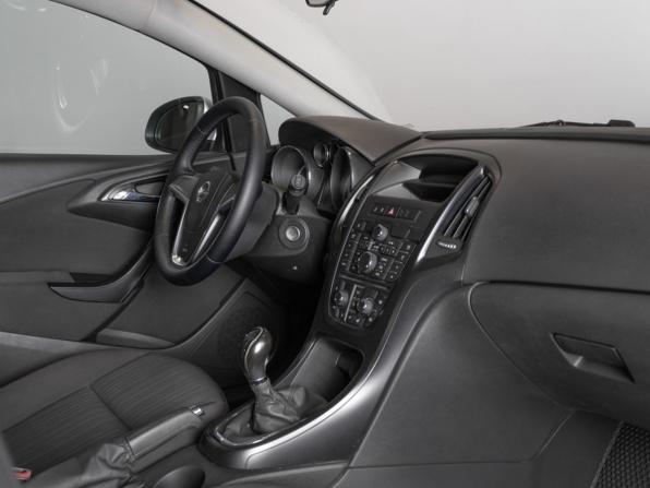 Opel Astra J Рестайлинг с пробегом 2014 года, цена 705 800 рублей, 187495 км, хэтчбек, Автокод Объявления