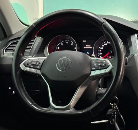 Volkswagen Tiguan II Рестайлинг с пробегом 2021 года, цена 2 350 000 рублей, 103000 км, внедорожник, Автокод Объявления