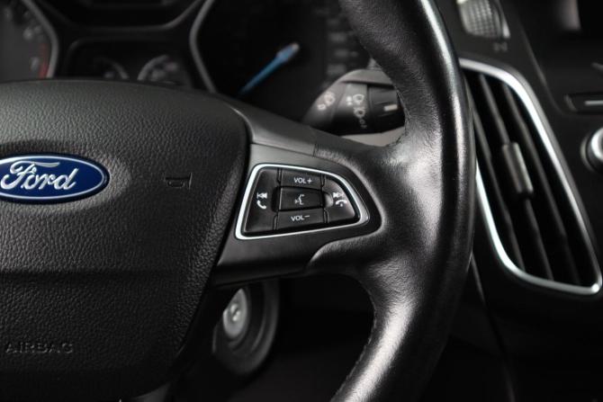 Ford Focus III Рестайлинг с пробегом 2017 года, цена 1 199 000 рублей, 117000 км, седан, Автокод Объявления