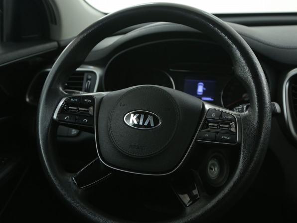 Kia Sorento II Рестайлинг с пробегом 2019 года, цена 2 100 000 рублей, 139000 км, внедорожник, Автокод Объявления