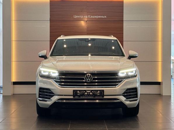 Volkswagen Touareg III с пробегом 2019 года, цена 5 499 000 рублей, 39116 км, внедорожник, Автокод Объявления