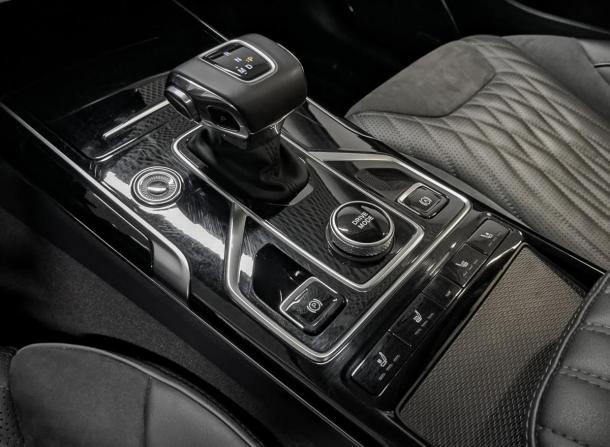 Hongqi HS5 I с пробегом 2024 года, цена 2 350 000 рублей, 65428 км, внедорожник, Автокод Объявления