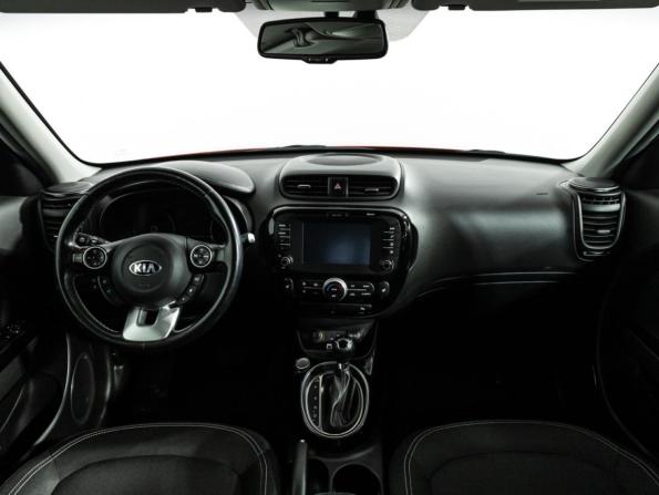 Kia Soul II Рестайлинг с пробегом 2018 года, цена 1 799 700 рублей, 92331 км, хэтчбек, Автокод Объявления