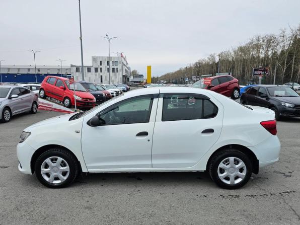 Renault Logan II с пробегом 2015 года, цена 569 995 рублей, 149441 км, седан, Автокод Объявления