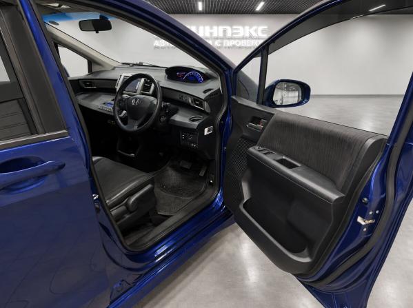 Honda Freed I Рестайлинг с пробегом 2014 года, цена 1 160 500 рублей, 134011 км, компактвэн, Автокод Объявления