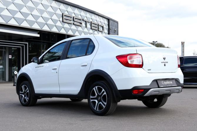 Renault Logan II Рестайлинг с пробегом 2022 года, цена 1 250 000 рублей, 83349 км, седан, Автокод Объявления