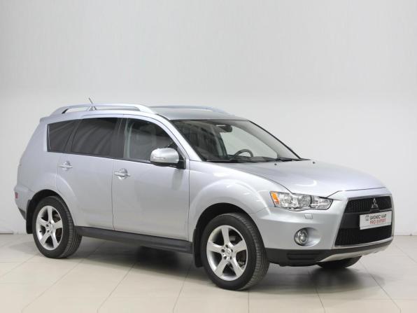Mitsubishi Outlander II Рестайлинг с пробегом 2010 года, цена 1 180 000 рублей, 272288 км, внедорожник, Автокод Объявления