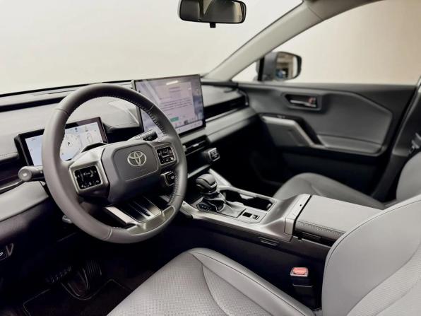 Toyota RAV4 VI (XA60) с пробегом 2026 года, цена 4 400 000 рублей, 9 км, внедорожник, Автокод Объявления