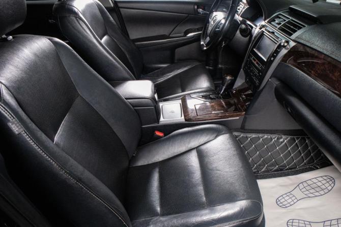 Toyota Camry VII (XV50) Рестайлинг с пробегом 2014 года, цена 1 819 000 рублей, 265200 км, седан, Автокод Объявления