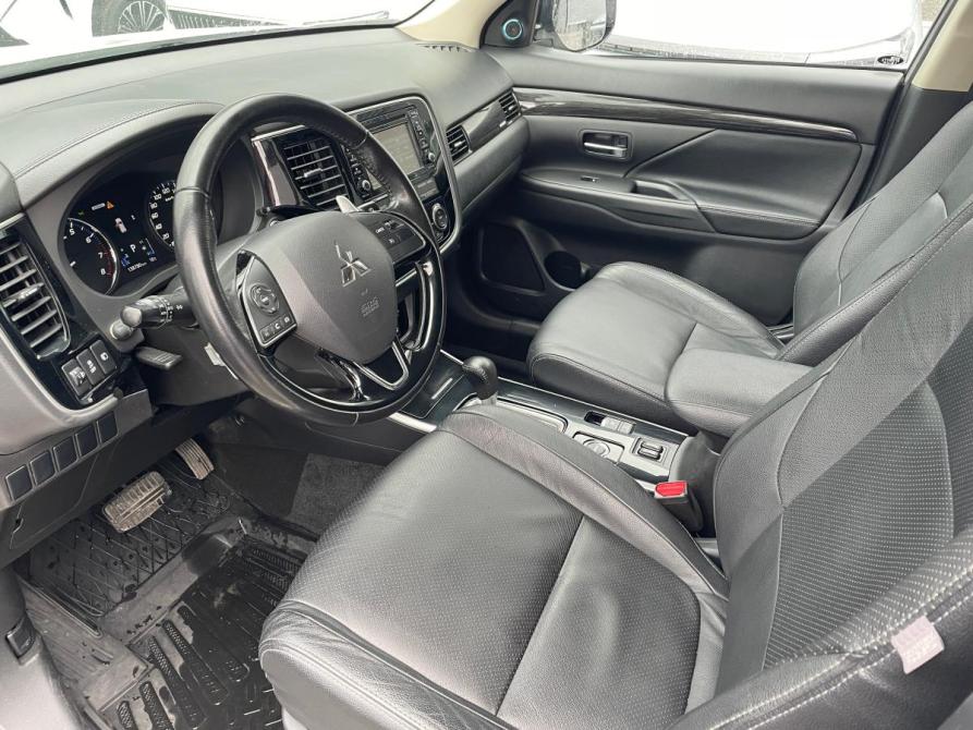 Mitsubishi Outlander III Рестайлинг 2 Мурманск  - изображение 10
