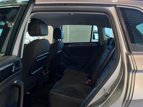 Volkswagen Tiguan II с пробегом 2018 года, цена 2 510 000 рублей, 130831 км, внедорожник, Автокод Объявления