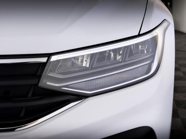 Volkswagen Tiguan II Рестайлинг с пробегом 2021 года, цена 3 150 000 рублей, 52829 км, внедорожник, Автокод Объявления