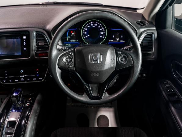 Honda Vezel I с пробегом 2014 года, цена 1 460 000 рублей, 130545 км, внедорожник, Автокод Объявления