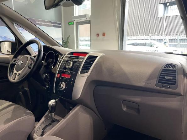 Kia Venga I с пробегом 2012 года, цена 900 000 рублей, 103349 км, компактвэн, Автокод Объявления