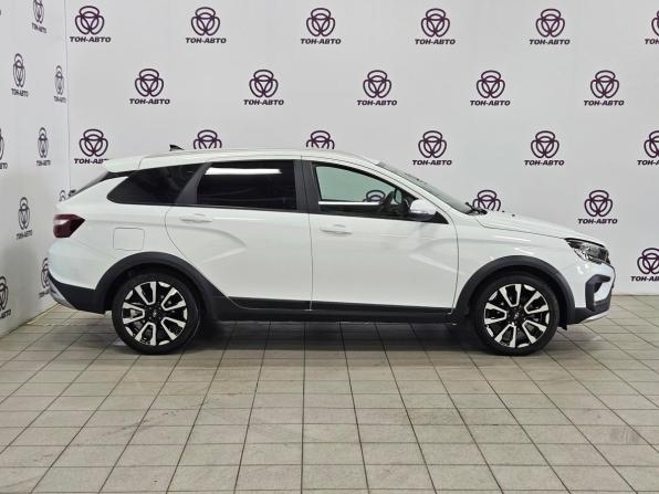 Lada (ВАЗ) Vesta I Рестайлинг (NG) с пробегом 2024 года, цена 1 424 000 рублей, 40401 км, универсал, Автокод Объявления