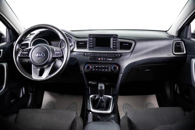 Kia Ceed III с пробегом 2019 года, цена 1 559 000 рублей, 111456 км, универсал, Автокод Объявления