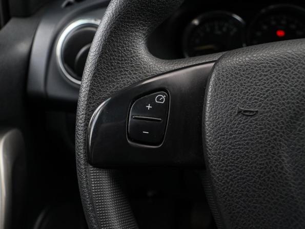 Renault Sandero II с пробегом 2015 года, цена 879 000 рублей, 32182 км, хэтчбек, Автокод Объявления