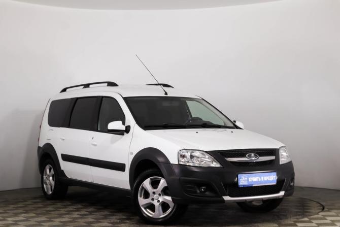 Lada (ВАЗ) Largus I с пробегом 2017 года, цена 899 000 рублей, 133513 км, универсал, Автокод Объявления