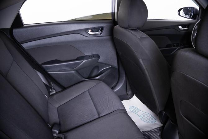 Hyundai Solaris II Рестайлинг с пробегом 2021 года, цена 1 589 000 рублей, 107000 км, седан, Автокод Объявления