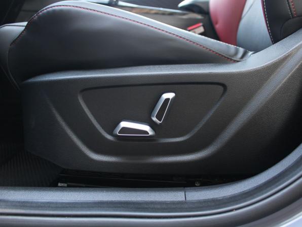 Geely Coolray I Рестайлинг с пробегом 2024 года, цена 2 199 000 рублей, 23651 км, внедорожник, Автокод Объявления