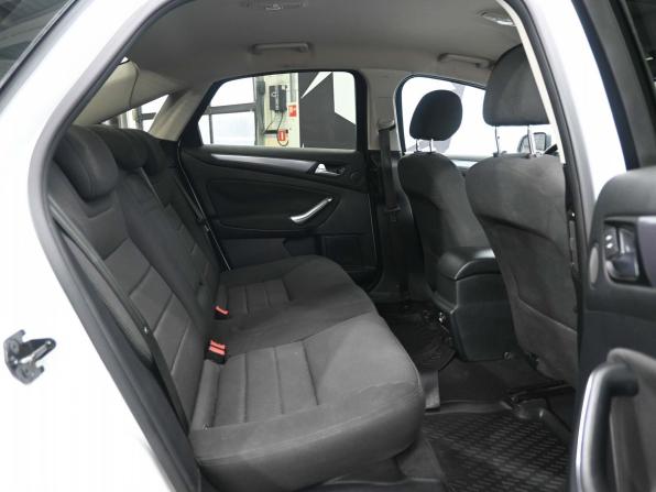 Ford Mondeo IV Рестайлинг с пробегом 2012 года, цена 989 900 рублей, 190741 км, седан, Автокод Объявления