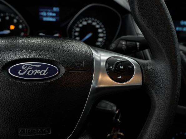 Ford Focus III с пробегом 2013 года, цена 886 000 рублей, 101846 км, седан, Автокод Объявления