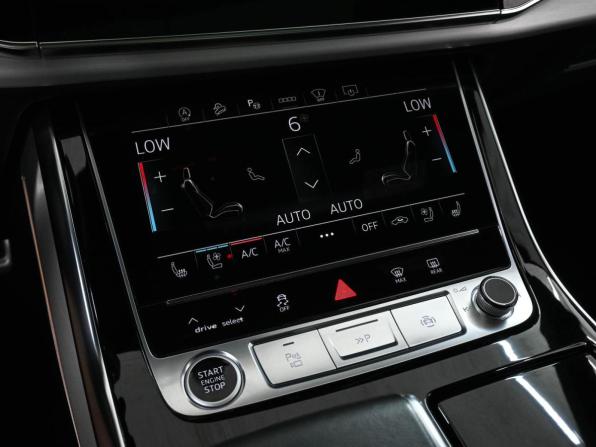 Audi Q8 I (4M) с пробегом 2023 года, цена 10 899 000 рублей, 16990 км, внедорожник, Автокод Объявления