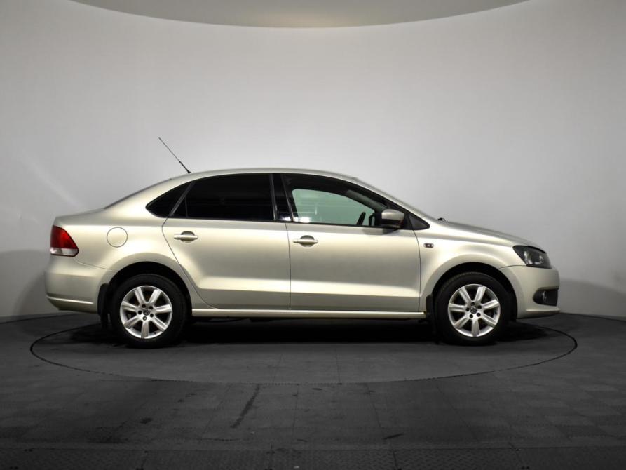 Volkswagen Polo V Санкт-Петербург  - изображение 4
