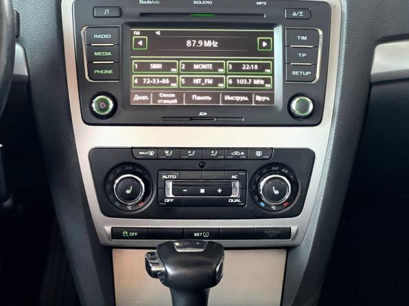Skoda Octavia II (A5) Рестайлинг с пробегом 2012 года, цена 850 000 рублей, 240320 км, лифтбек, Автокод Объявления