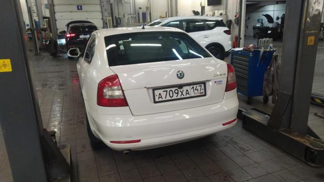 Skoda Octavia II (A5) Рестайлинг с пробегом 2011 года, цена 530 000 рублей, 217361 км, универсал, Автокод Объявления