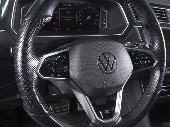 Volkswagen Tiguan II Рестайлинг с пробегом 2021 года, цена 4 270 000 рублей, 93194 км, внедорожник, Автокод Объявления