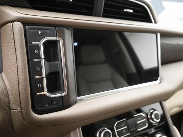 GMC Yukon V с пробегом 2022 года, цена 15 458 900 рублей, 12115 км, внедорожник, Автокод Объявления