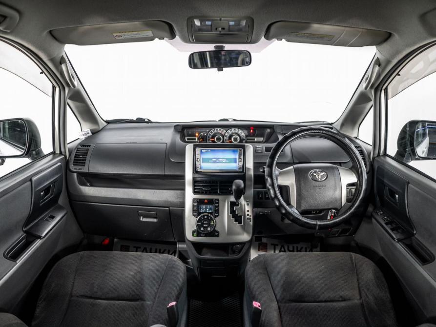 Toyota Noah II (R70) Иркутск  - изображение 8