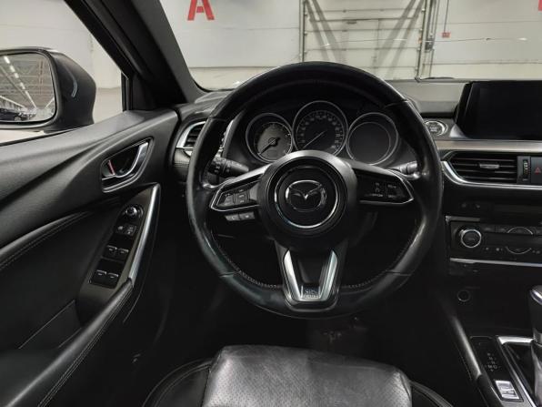 Mazda 6 III (GJ) Рестайлинг с пробегом 2016 года, цена 1 610 000 рублей, 254107 км, седан, Автокод Объявления
