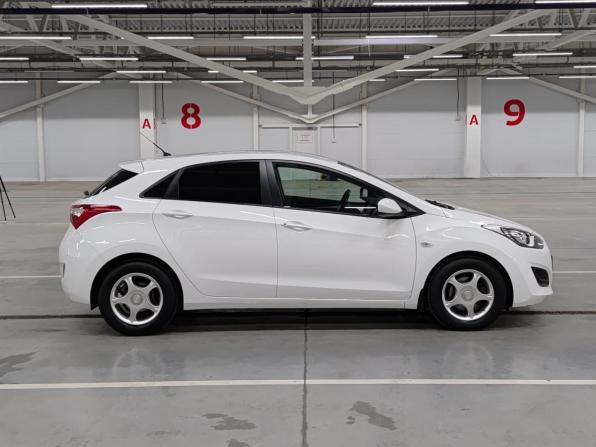 Hyundai i30 II с пробегом 2015 года, цена 1 299 000 рублей, 75758 км, хэтчбек, Автокод Объявления