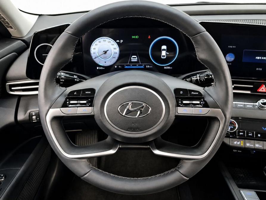 Hyundai Elantra VI (AD) Рестайлинг Ростов-на-Дону  - изображение 11