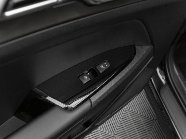 Kia Sportage V с пробегом 2023 года, цена 3 380 000 рублей, 46221 км, внедорожник, Автокод Объявления