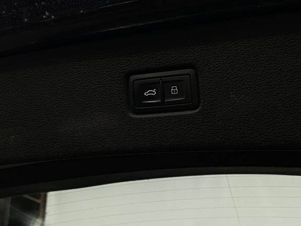 Audi Q7 II (4M) с пробегом 2015 года, цена 3 229 000 рублей, 210010 км, внедорожник, Автокод Объявления