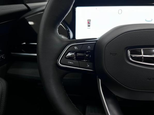 Geely Monjaro I с пробегом 2024 года, цена 3 750 000 рублей, 5811 км, внедорожник, Автокод Объявления