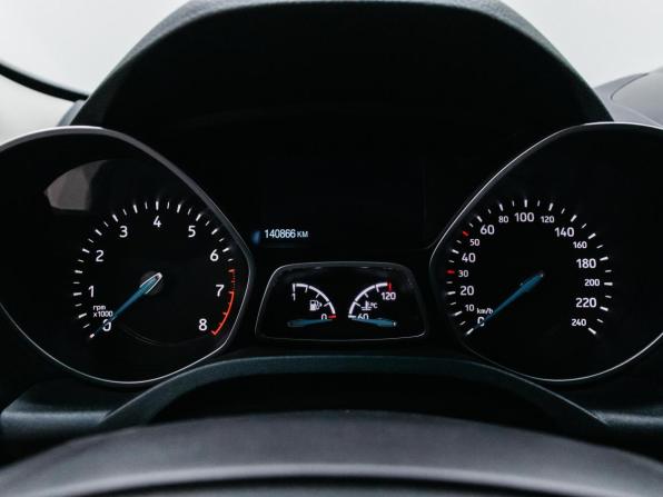 Ford Kuga II Рестайлинг с пробегом 2018 года, цена 1 449 000 рублей, 140866 км, внедорожник, Автокод Объявления