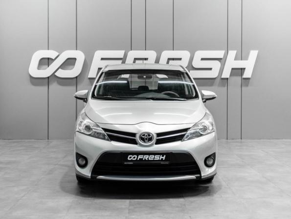 Toyota Verso I Рестайлинг с пробегом 2014 года, цена 1 370 000 рублей, 131168 км, компактвэн, Автокод Объявления