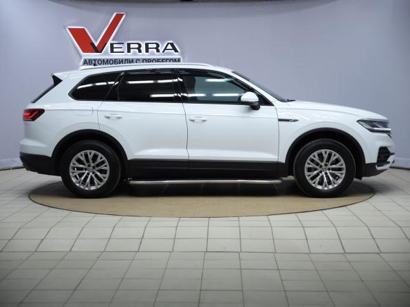 Volkswagen Touareg III с пробегом 2019 года, цена 3 790 000 рублей, 238934 км, внедорожник, Автокод Объявления
