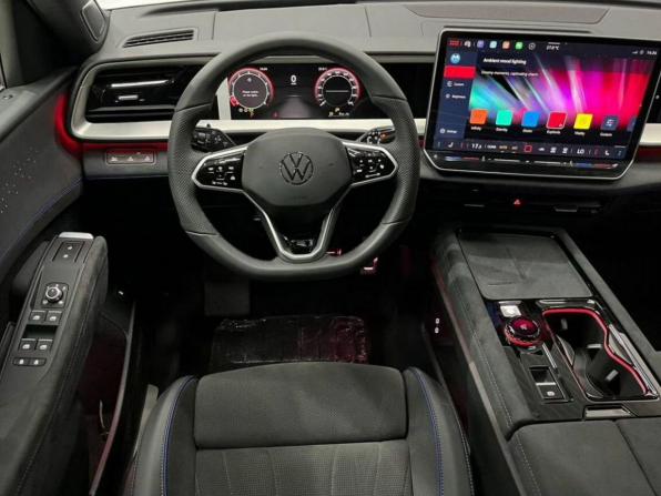 Новый Volkswagen Teramont II (China Market) 2026 года, цена 6 149 000 рублей, внедорожник, Автокод Объявления