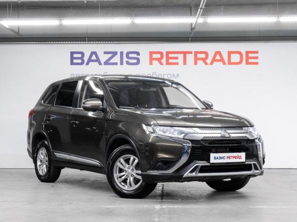 Mitsubishi Outlander III Рестайлинг 3 с пробегом 2019 года, цена 2 300 000 рублей, 140496 км, внедорожник, Автокод Объявления