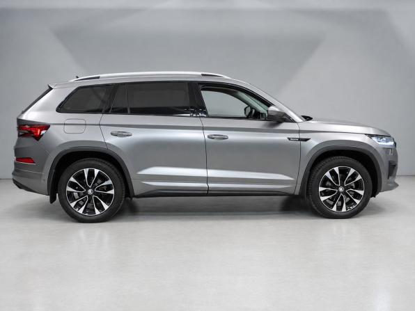 Skoda Kodiaq I Рестайлинг с пробегом 2023 года, цена 4 070 000 рублей, 43500 км, внедорожник, Автокод Объявления